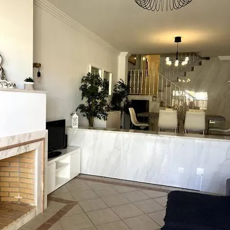 Moradia Almorávia Сasa de vacaciones Olhos de Agua (Albufeira)